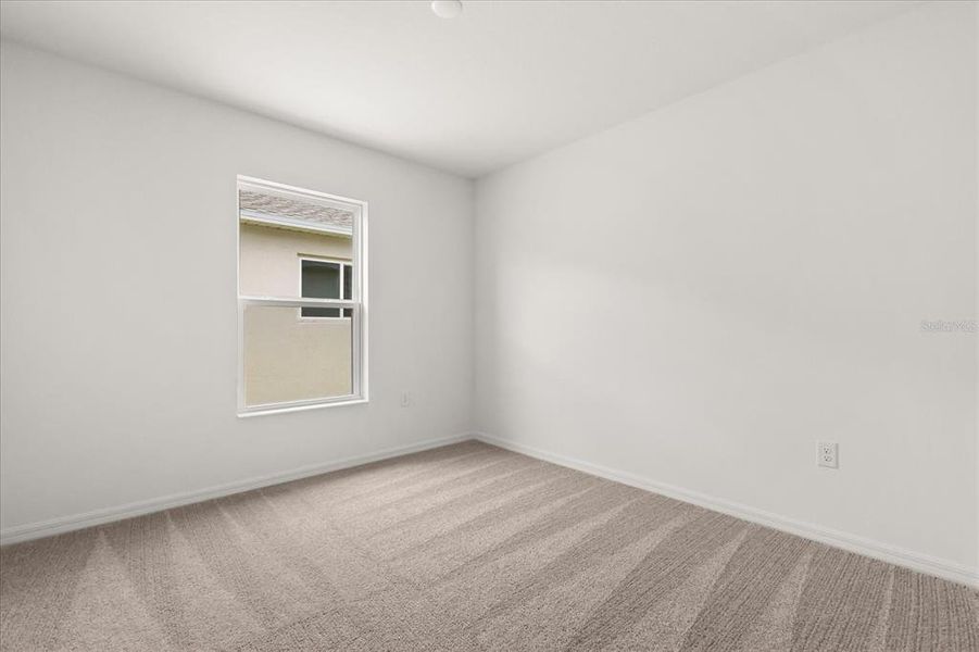 Spacious, unfurnished interior of a new home in Reserve at Forest Lake II, Lake Wales (Image 10).