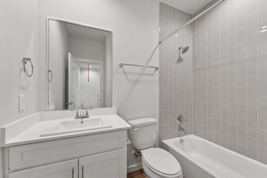 Furnished interior view inside a new home in Shiloh Reserve, Houston (Image 3). Furnished interior view inside a new home in Shiloh Reserve, Houston (Image 3).