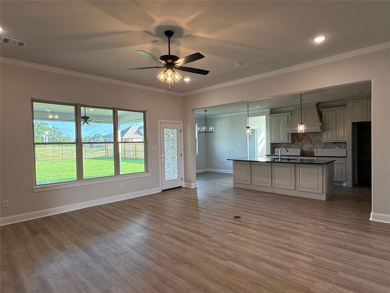 Spacious, unfurnished interior of a new home in , College Station (Image 7).