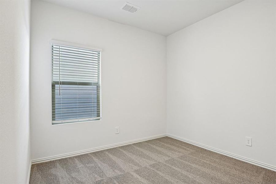 Spacious, unfurnished interior of a new home in Lakehaven - Spring Series, Farmersville (Image 32).