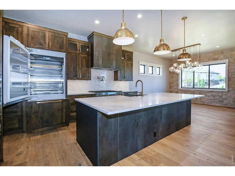 Furnished interior view inside a new home in , Windsor (Image 34).