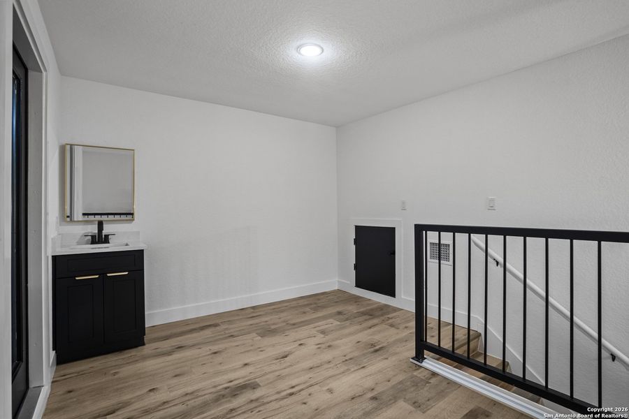 Spacious, unfurnished interior of a new home in , San Antonio (Image 21).