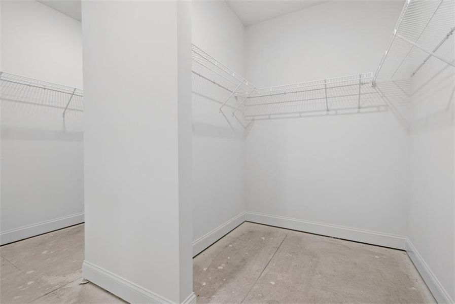 Spacious, unfurnished interior of a new home in , Suwanee (Image 67).