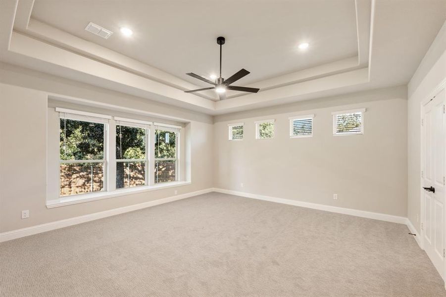 Spacious, unfurnished interior of a new home in Triple Diamond Ranch, Mansfield (Image 34). Spacious, unfurnished interior of a new home in Triple Diamond Ranch, Mansfield (Image 34).