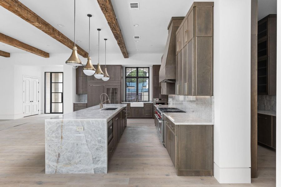 Furnished interior view inside a new home in , Lakeway (Image 9).