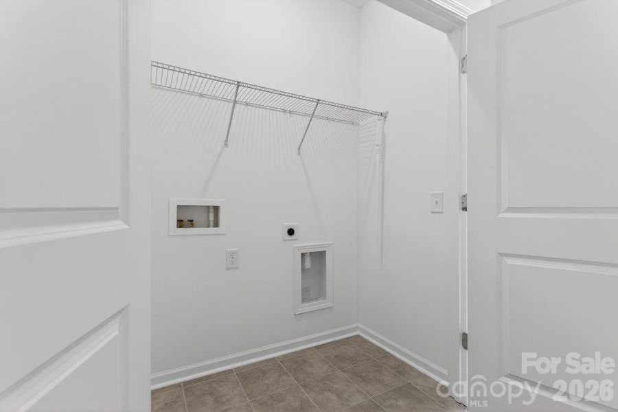 567 Silver Star Boulevard ~ Ready Now