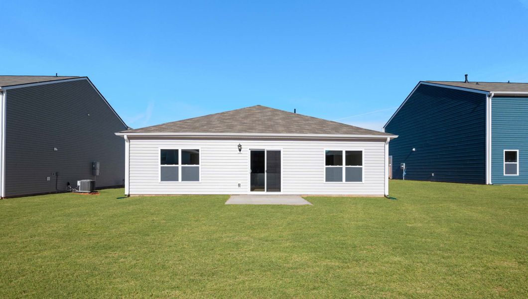 Image 18 of a home in Treemont Commons.