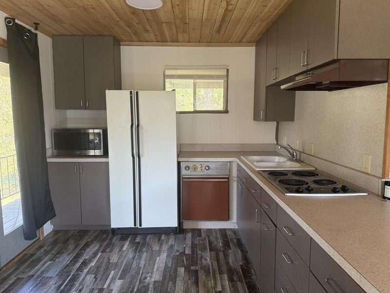 Furnished interior view inside a new home in , Weatherford (Image 3).