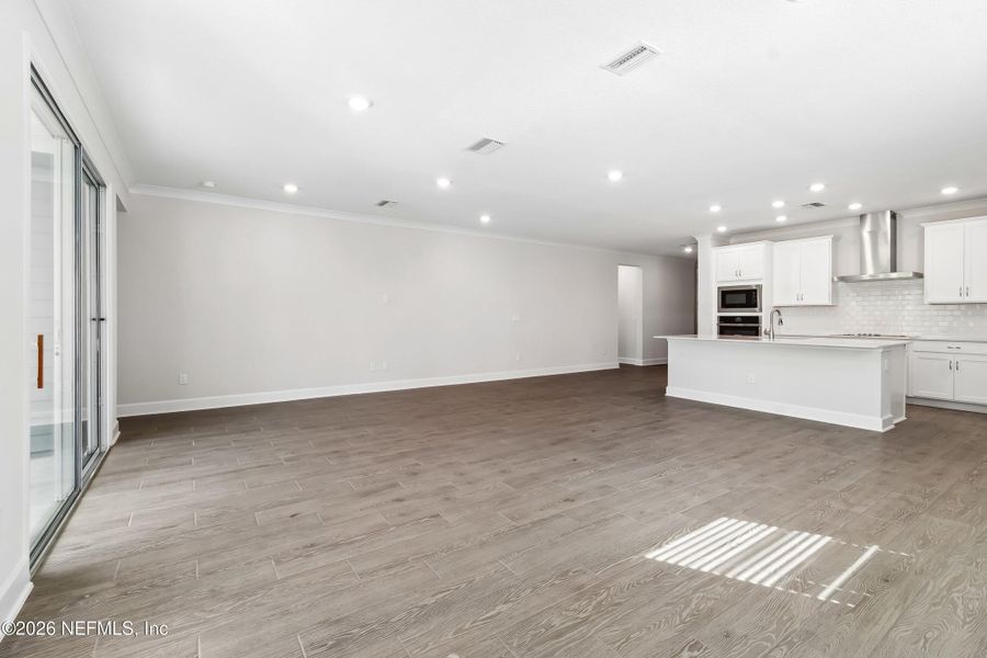 Spacious, unfurnished interior of a new home in Tributary 50', Yulee (Image 21). Spacious, unfurnished interior of a new home in Tributary 50', Yulee (Image 21).