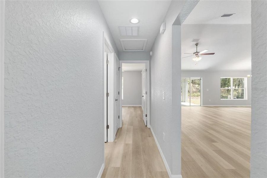 Spacious, unfurnished interior of a new home in , Dunnellon (Image 22).