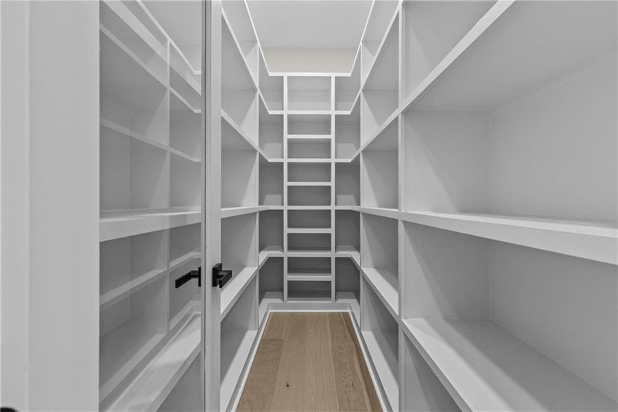 Spacious, unfurnished interior of a new home in , Monroe (Image 85).