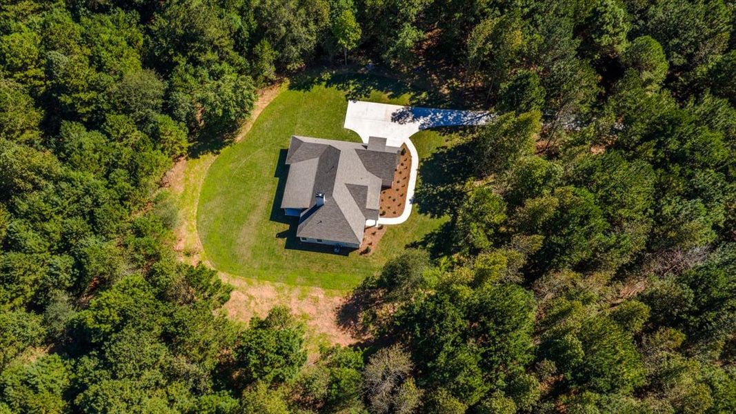 Image 50 of a home in White Oaks.