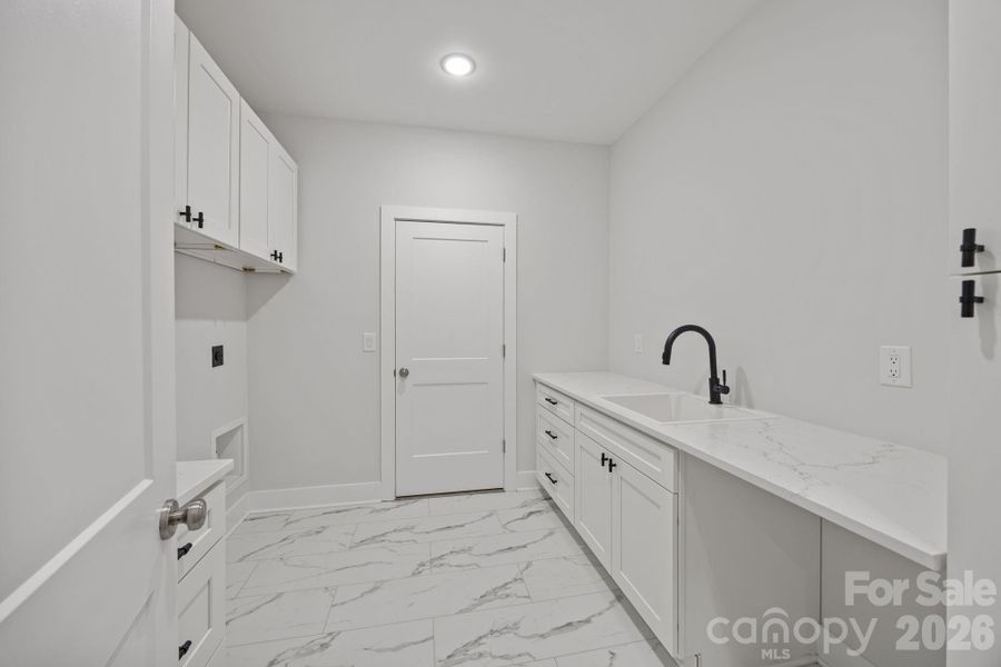 Furnished interior view inside a new home in , Statesville (Image 7).