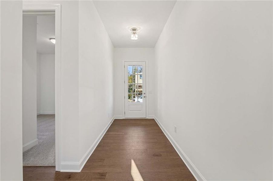 Spacious, unfurnished interior of a new home in East Harbor II at Chestatee, Dawsonville (Image 18).