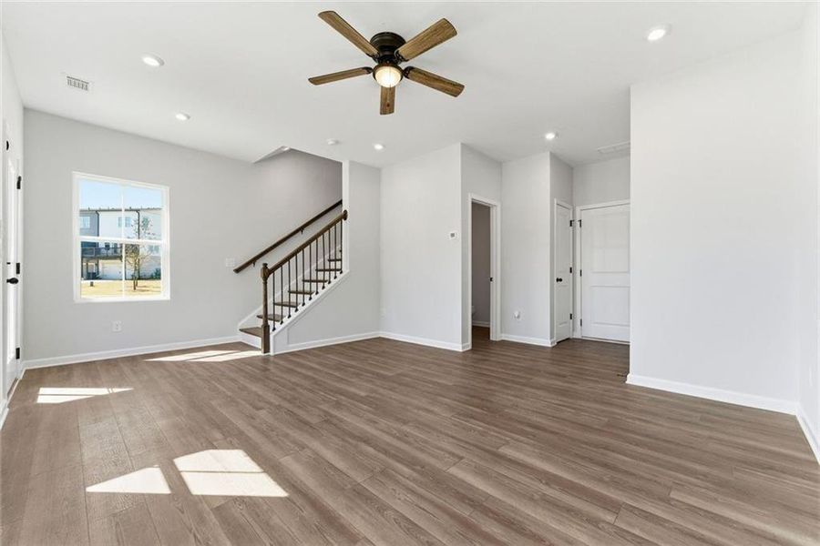 Spacious, unfurnished interior of a new home in Waverly at Buice Lake, Acworth (Image 12).