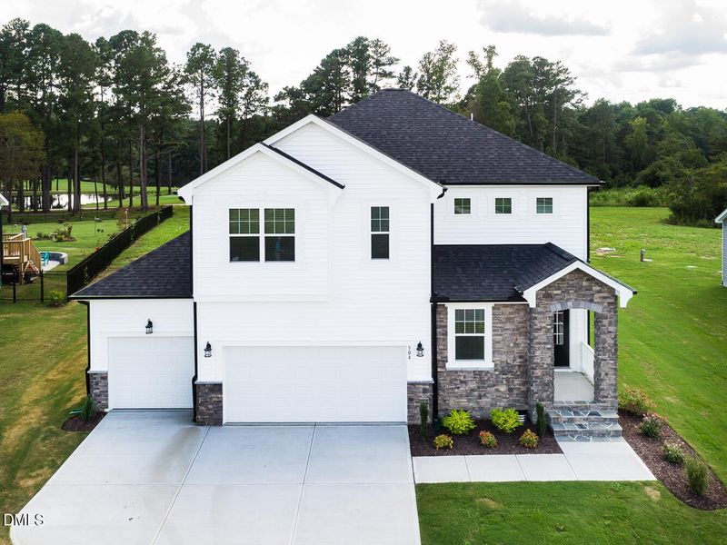 RDU_BeverlyPlace_Lot135_Redwood_QMI (36)