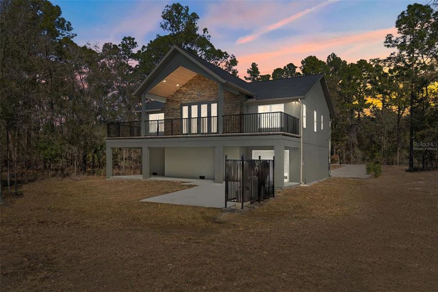 Image 85 of a home in .