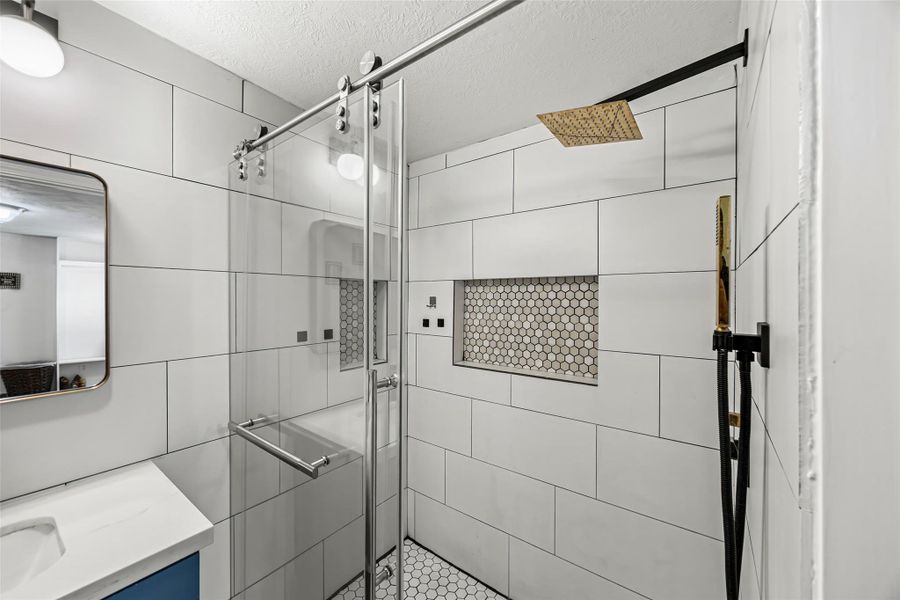 Image 43 of a home in . Image 43 of a home in .