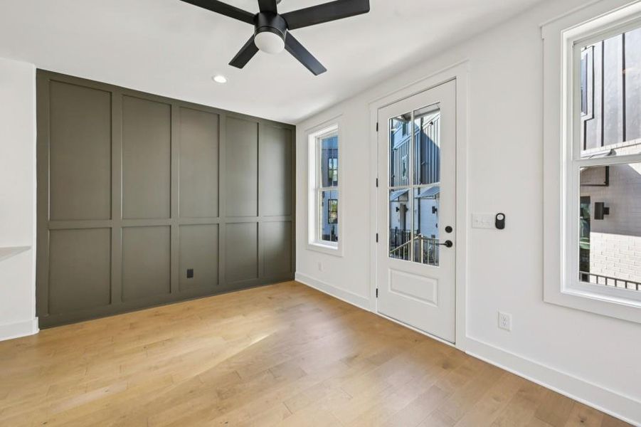 Spacious, unfurnished interior of a new home in , Atlanta (Image 29).