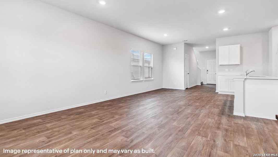 Spacious, unfurnished interior of a new home in Seneca Trails, Leon Valley (Image 31).