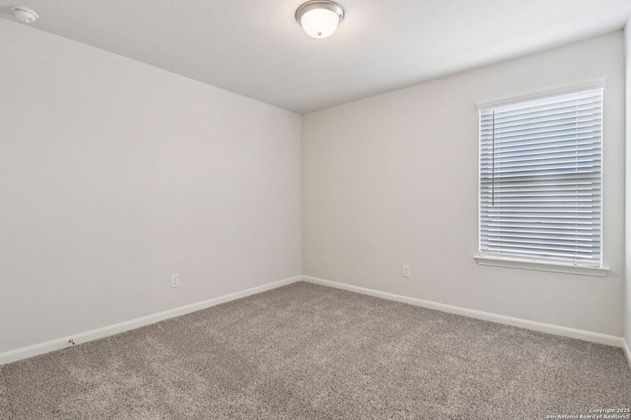 Spacious, unfurnished interior of a new home in Remington Ranch, San Antonio (Image 32). Spacious, unfurnished interior of a new home in Remington Ranch, San Antonio (Image 32).