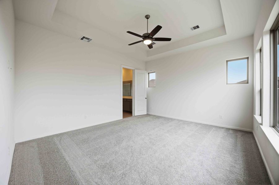 Spacious, unfurnished interior of a new home in Canterra Creek 60', Rosharon (Image 36). Spacious, unfurnished interior of a new home in Canterra Creek 60', Rosharon (Image 36).