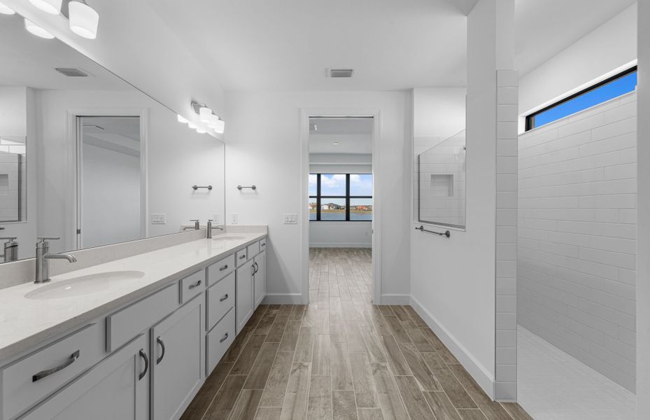 Furnished interior view inside a new home in Del Webb Naples, Ave Maria (Image 10).