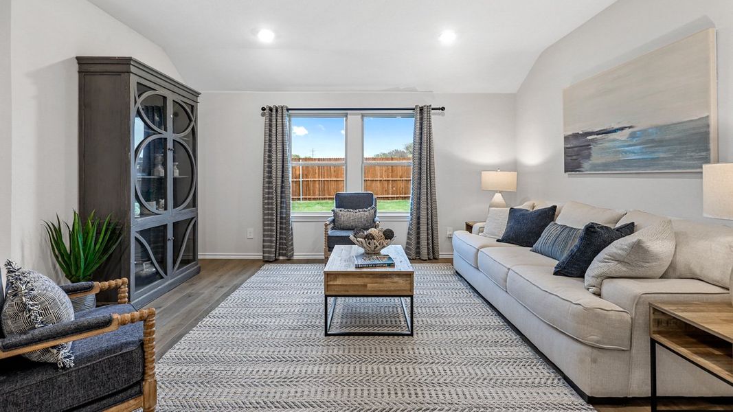 Furnished interior view inside a new home in Stonewyck Farms, Ennis (Image 15). Furnished interior view inside a new home in Stonewyck Farms, Ennis (Image 15).