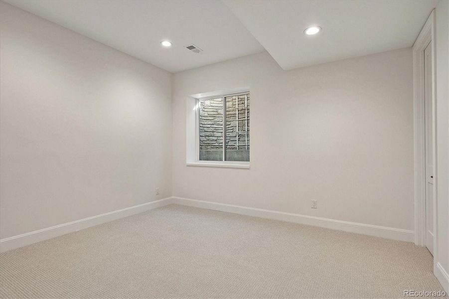 5th Bedroom 5th Bedroom