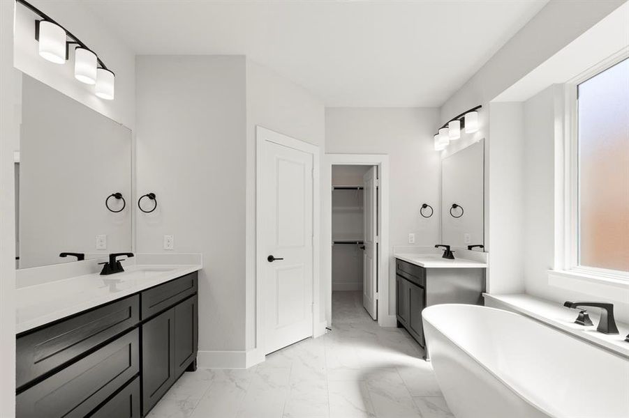 17. 1704 Possum - Bath