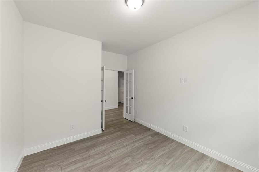 Spacious, unfurnished interior of a new home in Creekview Meadows, Pilot Point (Image 12).