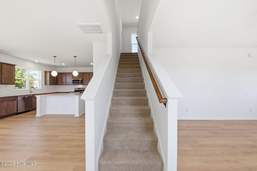 Spacious, unfurnished interior of a new home in Sandy Springs, Aberdeen (Image 14).