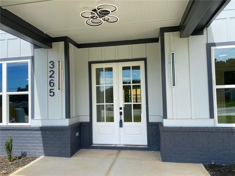 Exterior details and patio area of a home in , Snellville (Image 4).