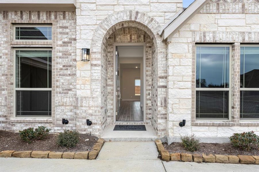 Exterior details and patio area of a home in Sunrise at Garden Valley, Waxahachie (Image 3).