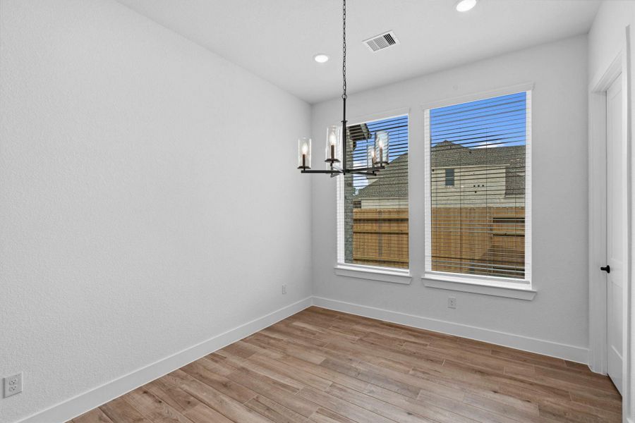 Spacious, unfurnished interior of a new home in Briarley, Montgomery (Image 28).
