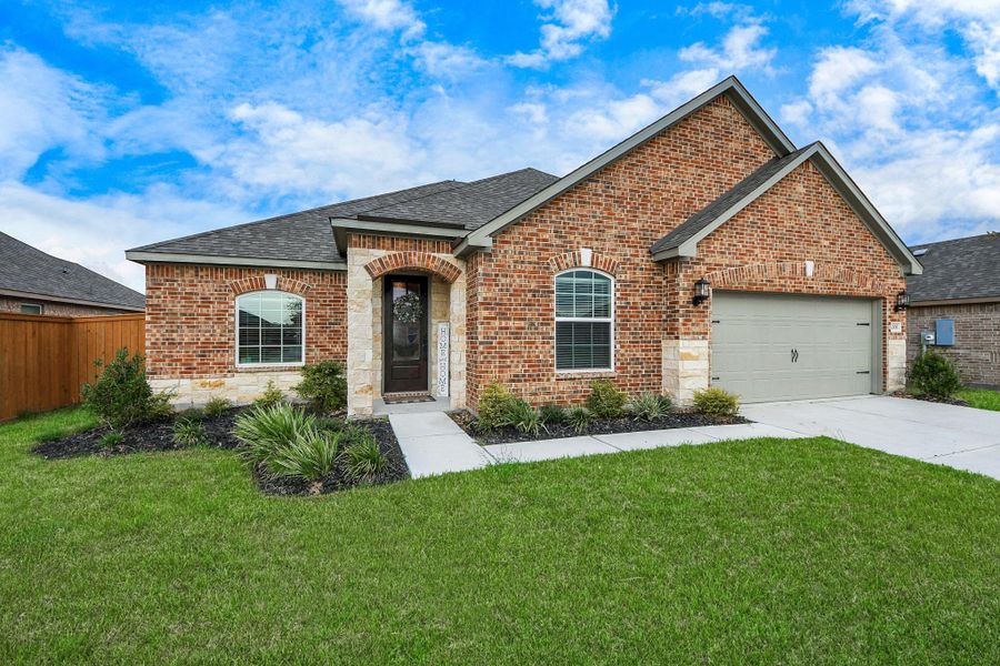 Front exterior of a new home in , Santa Fe, TX, highlighting curb appeal (Image 21). Front exterior of a new home in , Santa Fe, TX, highlighting curb appeal (Image 21).