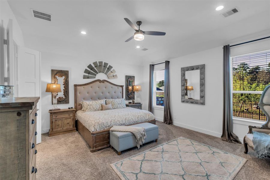 Furnished interior view inside a new home in , Conroe (Image 6).