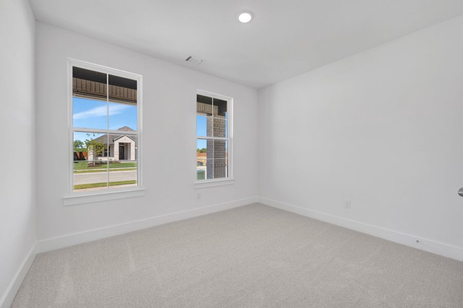 Spacious, unfurnished interior of a new home in The Meadows, Denton (Image 23).