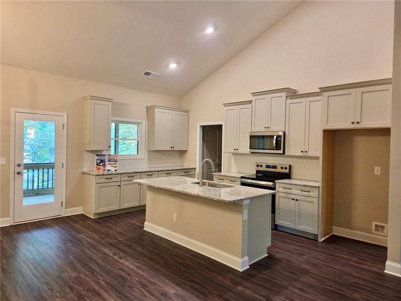 Furnished interior view inside a new home in , Waleska (Image 5).