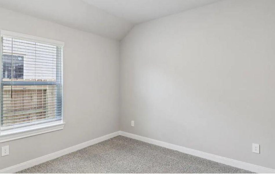 Photo is not of the actual home, but is an inspirational photo of builder’s model home and may depict options, furnishings, and/or decorator features that are not included Photo is not of the actual home, but is an inspirational photo of builder’s model home and may depict options, furnishings, and/or decorator features that are not included