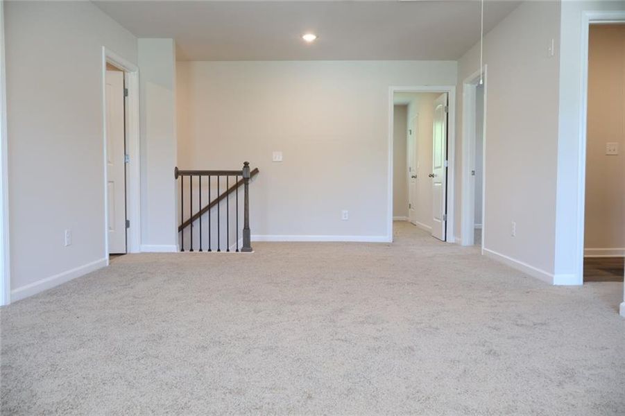 Spacious, unfurnished interior of a new home in River Walk Farm, Covington (Image 11).