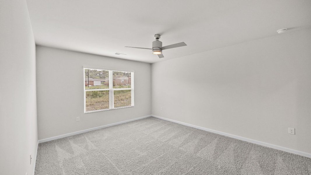 Spacious, unfurnished interior of a new home in Bellemeade Landing, Augusta (Image 16).