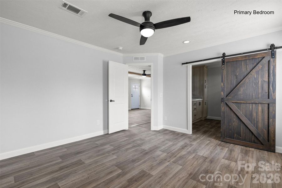 Spacious, unfurnished interior of a new home in , Lancaster (Image 15).