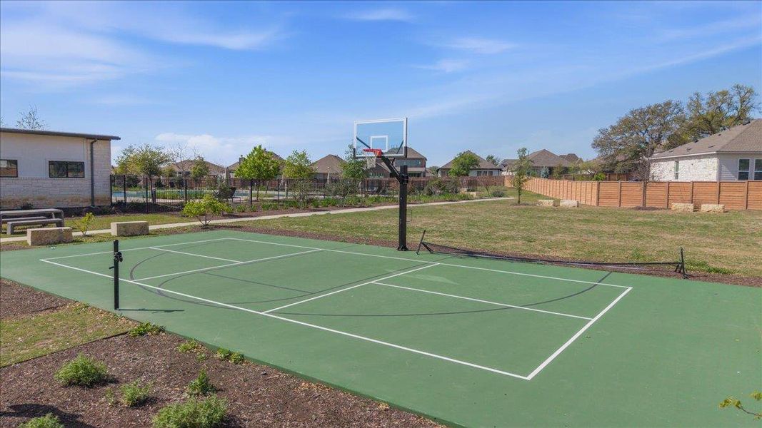 Welcome to an active, lock-and-leave community!