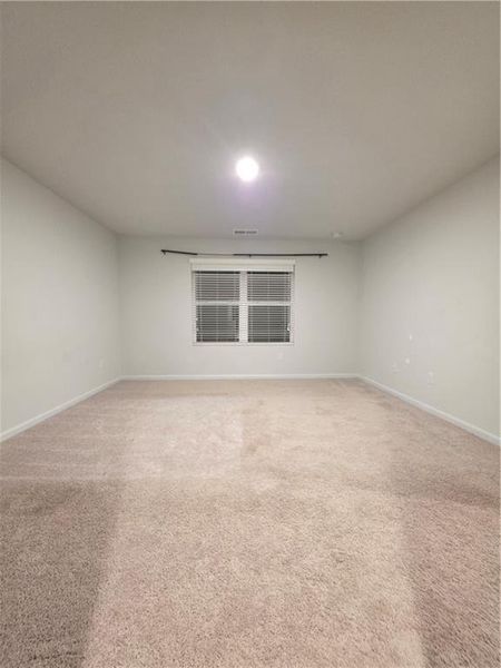 Spacious, unfurnished interior of a new home in Alcovy Trace, Lawrenceville (Image 24).