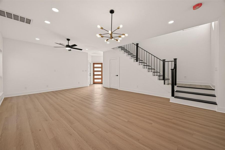 Spacious, unfurnished interior of a new home in , Houston (Image 19).