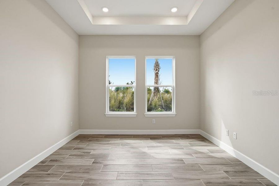 Spacious, unfurnished interior of a new home in Coasterra Community Group Page, Palmetto (Image 27).