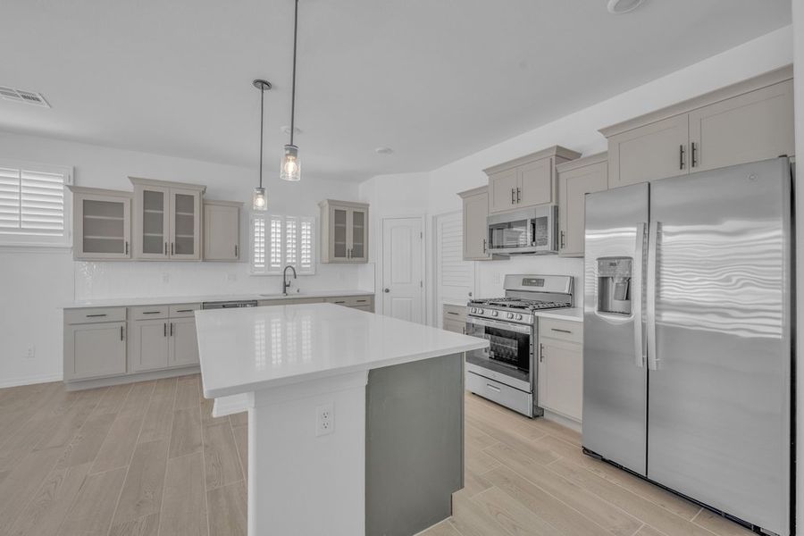 Representative furnished interior of a home built from the Bellagio 425SSC by Saratoga Homes in Paseo Del Este, El Paso (Image 6).