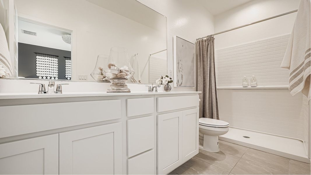 3455 Canton Owners Bath 1of2 F1