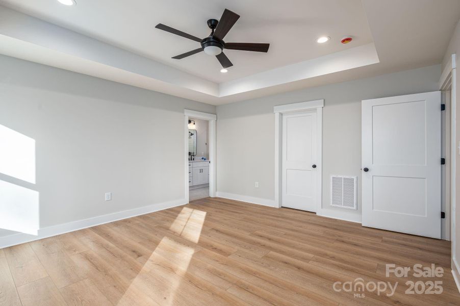 Spacious, unfurnished interior of a new home in , Newton (Image 31).